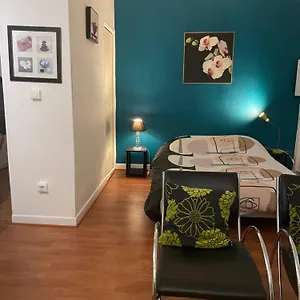 https://studio-n4-en-plein-coeur-de-la-ville-thermal.midi-pyreneeshotels.com
